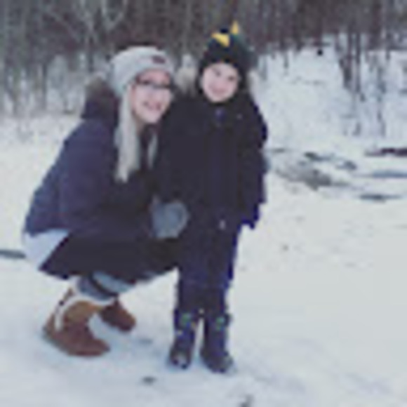 Meet your Posher, Brittany - Picture 1 of 1